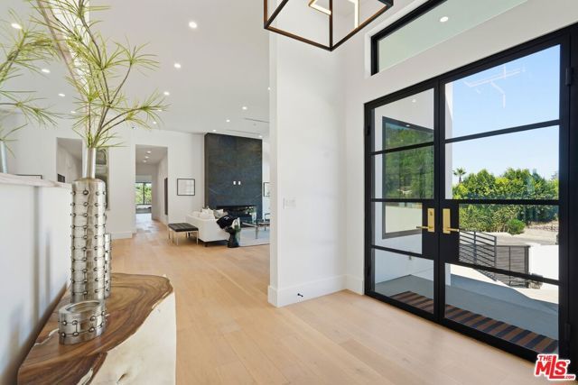 4637 Dunas Lane, Tarzana (los Angeles), CA 91356