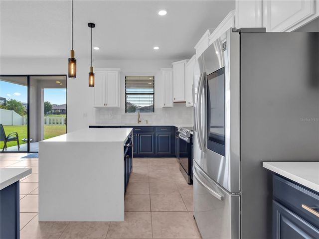 5052 IVORY STONE DRIVE, Wimauma, FL 33598