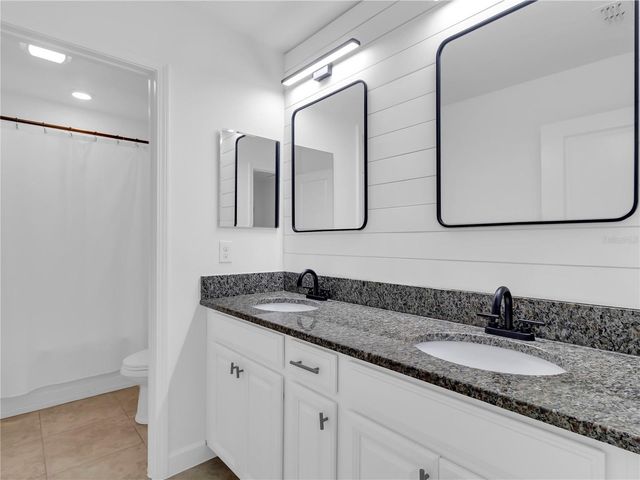 5052 IVORY STONE DRIVE, Wimauma, FL 33598