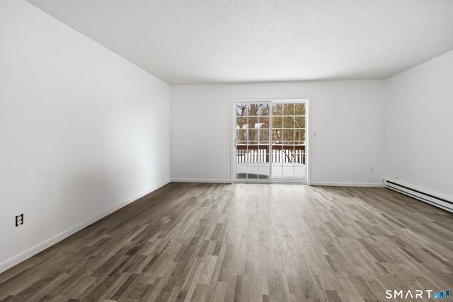 111 Wooster Street 4A, Naugatuck, CT 06770