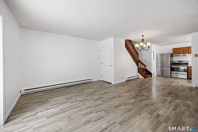 111 Wooster Street 4A, Naugatuck, CT 06770