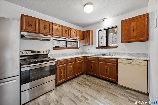 111 Wooster Street 4A, Naugatuck, CT 06770