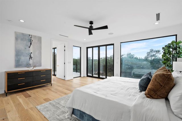 2208 Montclaire ST, Austin, TX 78704