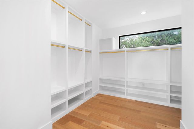 2208 Montclaire ST, Austin, TX 78704
