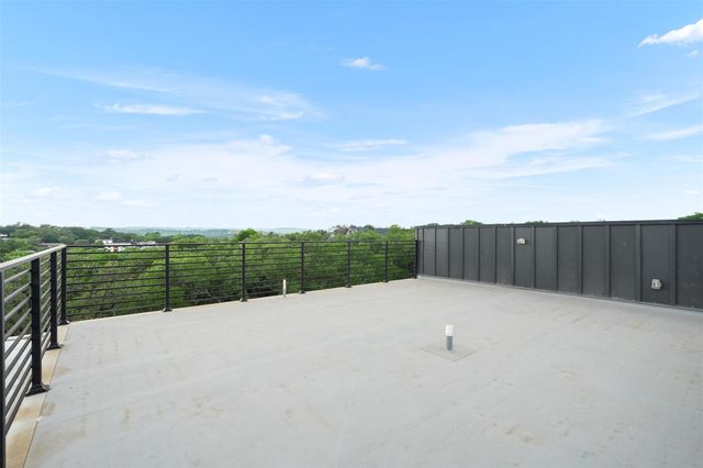 2208 Montclaire ST, Austin, TX 78704
