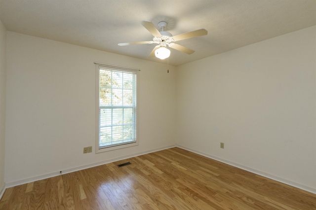 566 Autumndale Drive, Gallatin, TN 37066