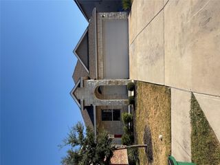 1110 Beechtree LN, Pflugerville, TX 78660