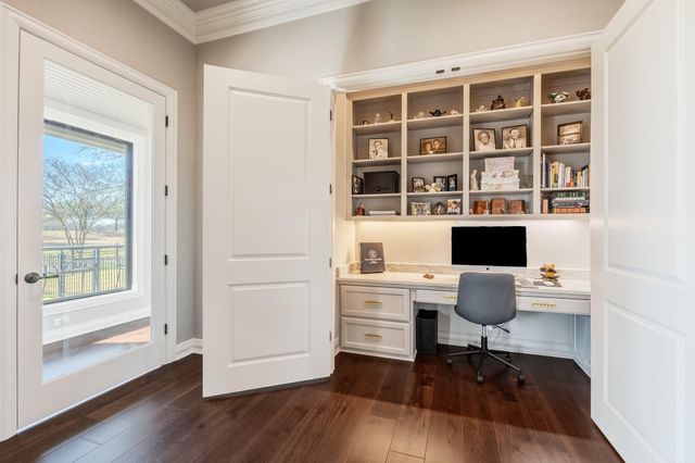 5202 Bourrone Court, Bryan, TX 77802