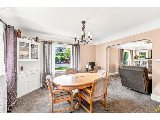 15325 Se STARK St, Portland, OR 97233