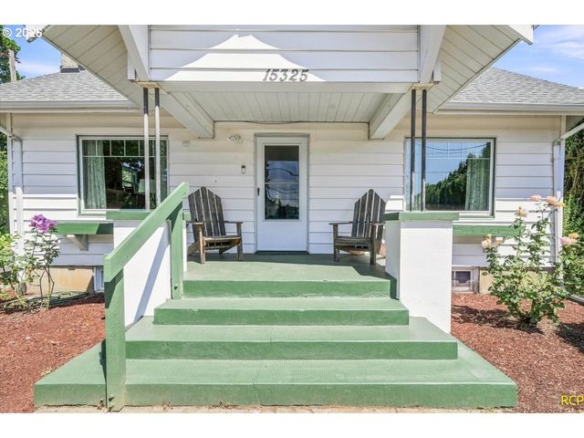 15325 Se STARK St, Portland, OR 97233