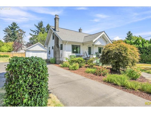 15325 Se STARK St, Portland, OR 97233