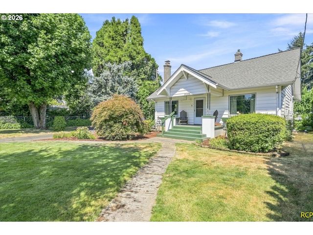 15325 Se STARK St, Portland, OR 97233