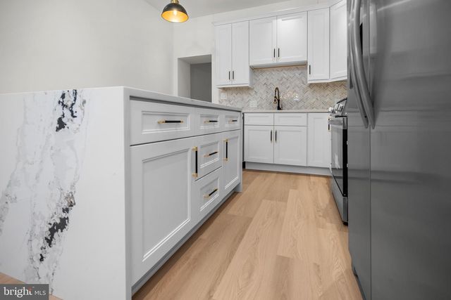 828 CHAUNCEY AVE, Baltimore, MD 21217
