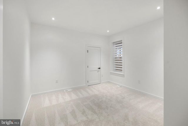 828 CHAUNCEY AVE, Baltimore, MD 21217