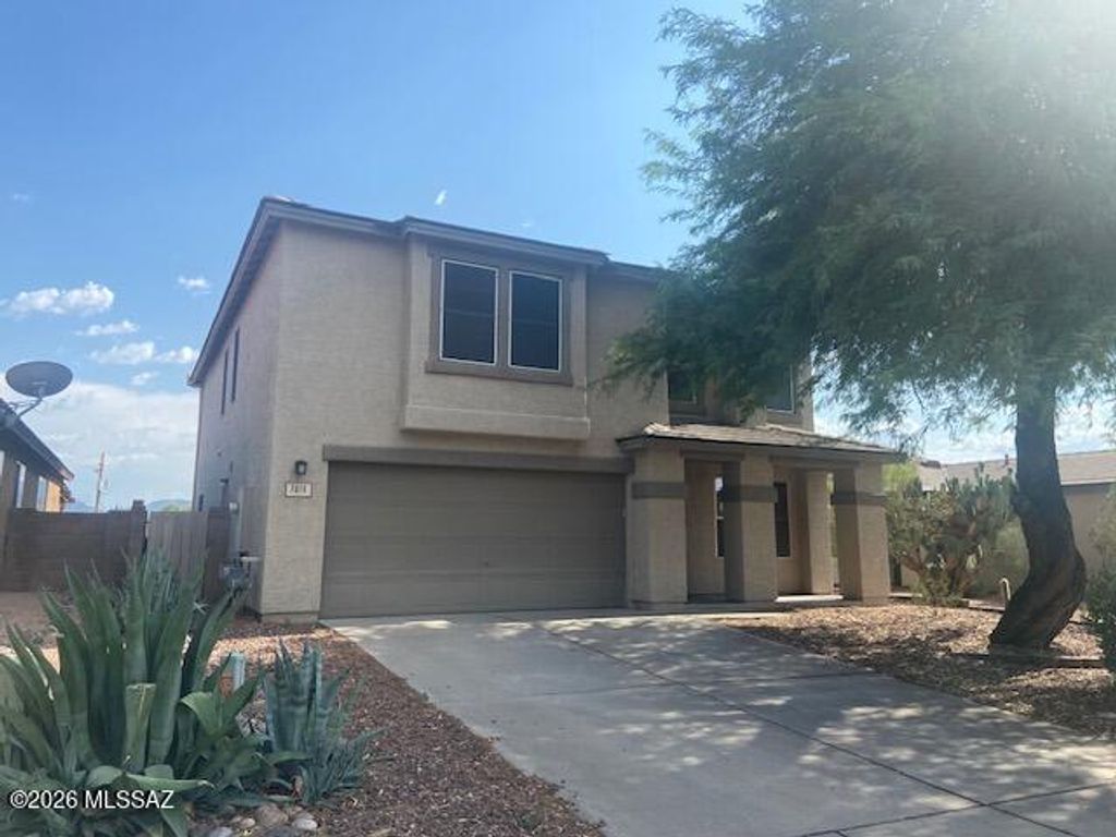 7815 W Lees Ferry Court, Tucson, AZ 85743