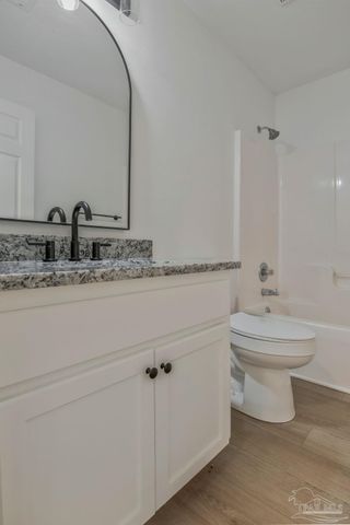 4898 Spencer Oaks Blvd, Pace, FL 32571