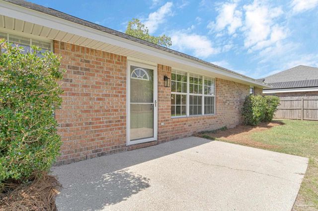 4898 Spencer Oaks Blvd, Pace, FL 32571