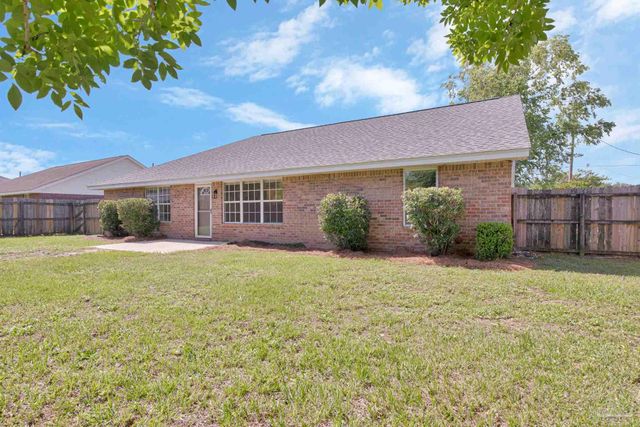 4898 Spencer Oaks Blvd, Pace, FL 32571
