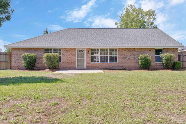 4898 Spencer Oaks Blvd, Pace, FL 32571