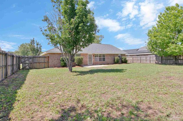 4898 Spencer Oaks Blvd, Pace, FL 32571