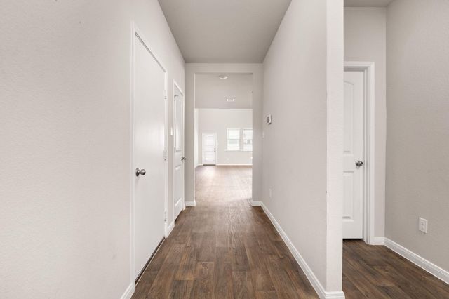 179 Jayden DR, Kyle, TX 78640