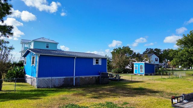 1116 6th Street, San Leon, TX 77539