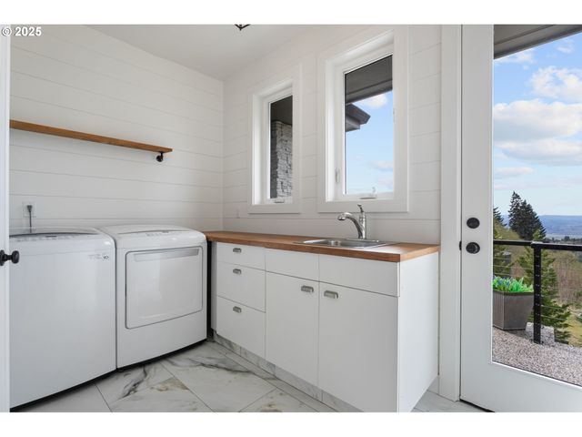 858 SOMMERSET Rd, Woodland, WA 98674