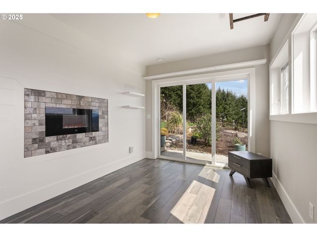 858 SOMMERSET Rd, Woodland, WA 98674