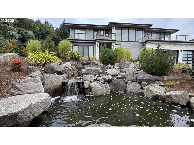 858 SOMMERSET Rd, Woodland, WA 98674