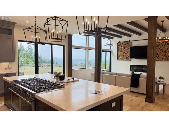 858 SOMMERSET Rd, Woodland, WA 98674