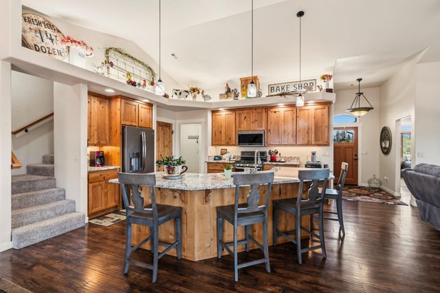 22 Terra Linda Court, Eagle Point, OR 97524