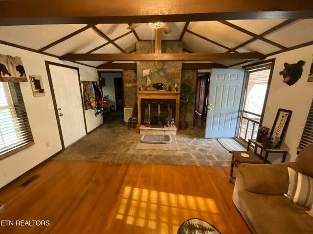 1218 Bear Den Trail, Grandview, TN 37337