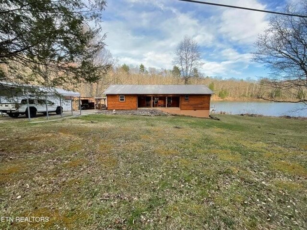 1218 Bear Den Trail, Grandview, TN 37337