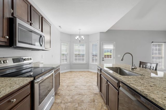 574 Titanium Drive, Hixson, TN 37343