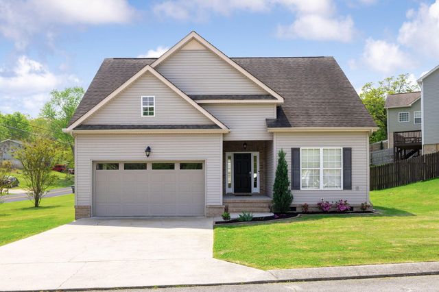 574 Titanium Drive, Hixson, TN 37343