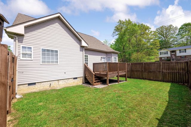 574 Titanium Drive, Hixson, TN 37343