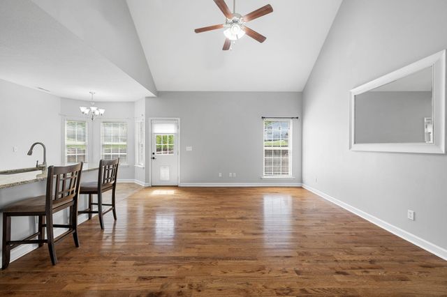 574 Titanium Drive, Hixson, TN 37343