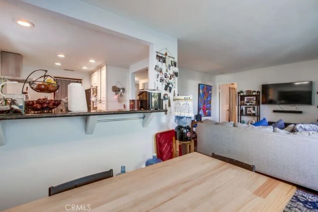 1059 Shadowridge Drive 1, Vista, CA 92081