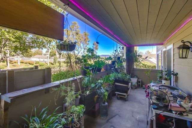 1059 Shadowridge Drive 1, Vista, CA 92081
