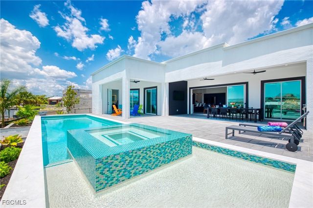 5326 Bayshore AVE, Cape Coral, FL 33904