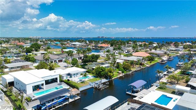 5326 Bayshore AVE, Cape Coral, FL 33904