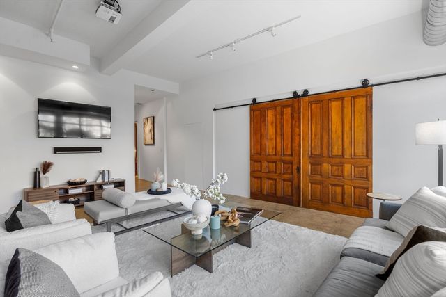 1200 Washington St 216, Boston, MA 02118