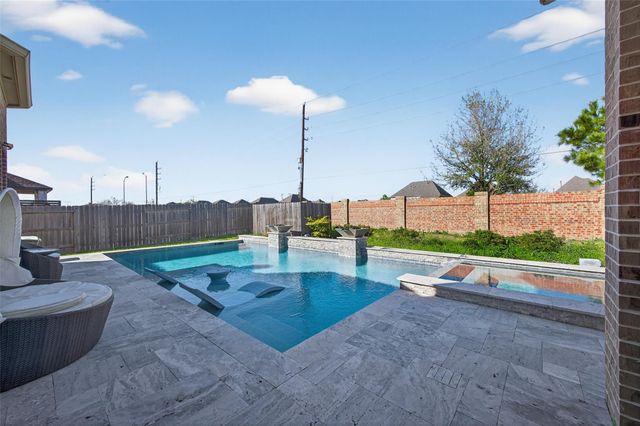 19826 Southern Stream Drive, Cypress, TX 77433