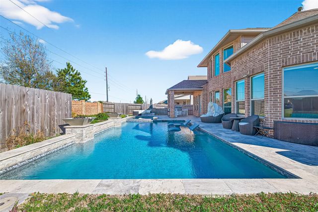 19826 Southern Stream Drive, Cypress, TX 77433