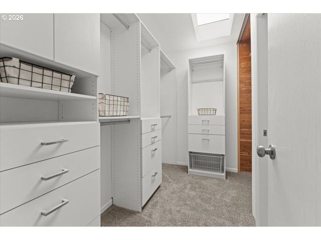 7720 Sw RUBY Ter, Portland, OR 97219