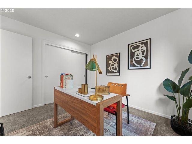 7720 Sw RUBY Ter, Portland, OR 97219