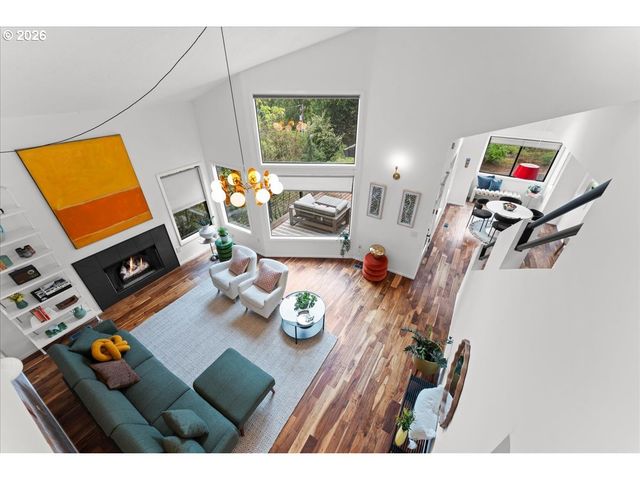 7720 Sw RUBY Ter, Portland, OR 97219