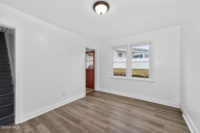 1158 Lexington Avenue, Schenectady, NY 12309