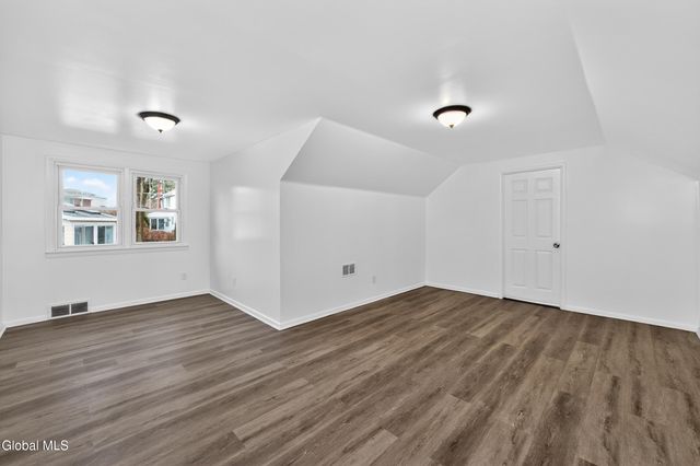1158 Lexington Avenue, Schenectady, NY 12309