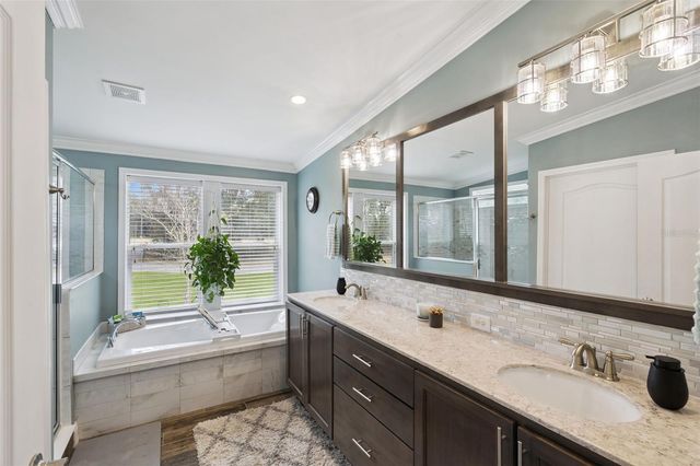 5670 CR 577, Center Hill, FL 33514